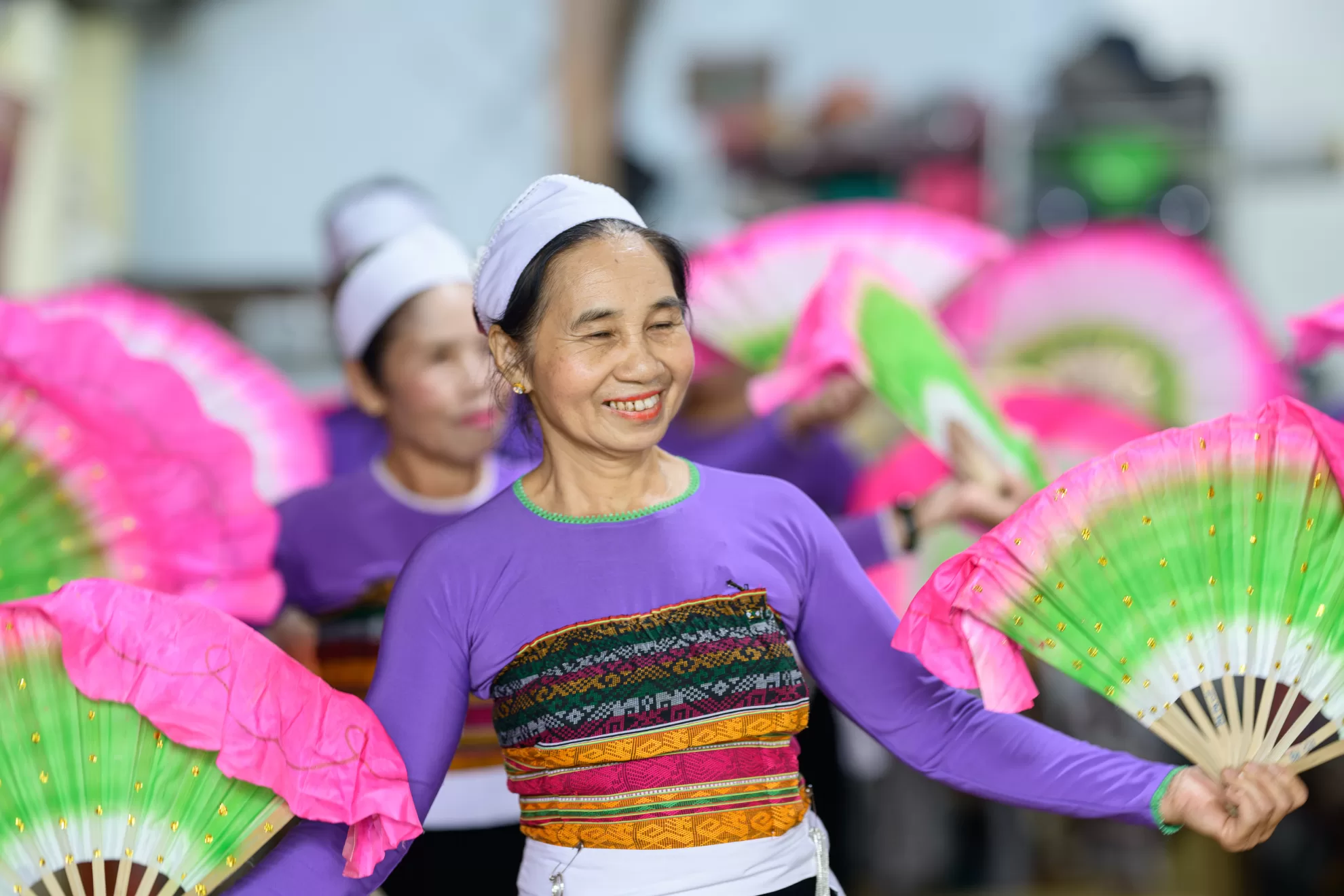 Làm thế nào để thích ứng với một xã hội già hóa