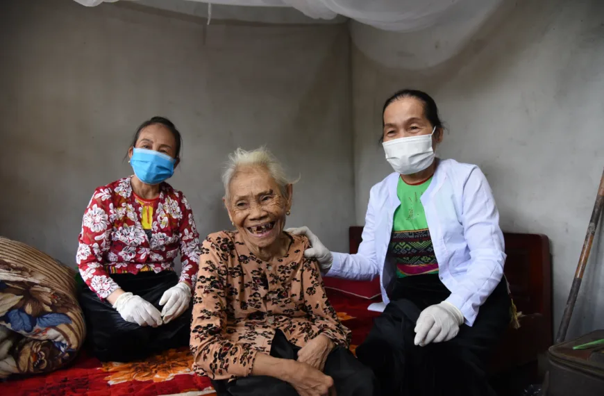 Khi “Chăm sóc người cao tuổi” được đưa vào danh mục nghề đào tạo: Một bước tiến trong xây dựng…